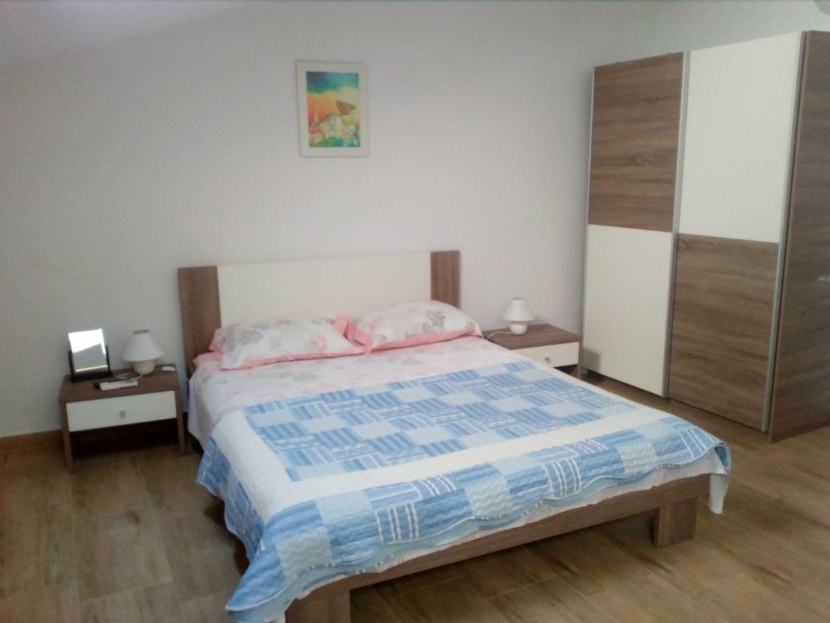 Apartment Elena 巴莱 外观 照片