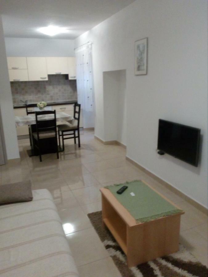 Apartment Elena 巴莱 外观 照片