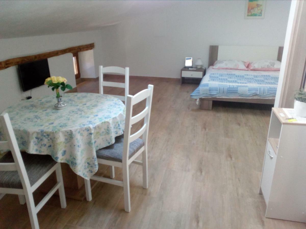 Apartment Elena 巴莱 外观 照片