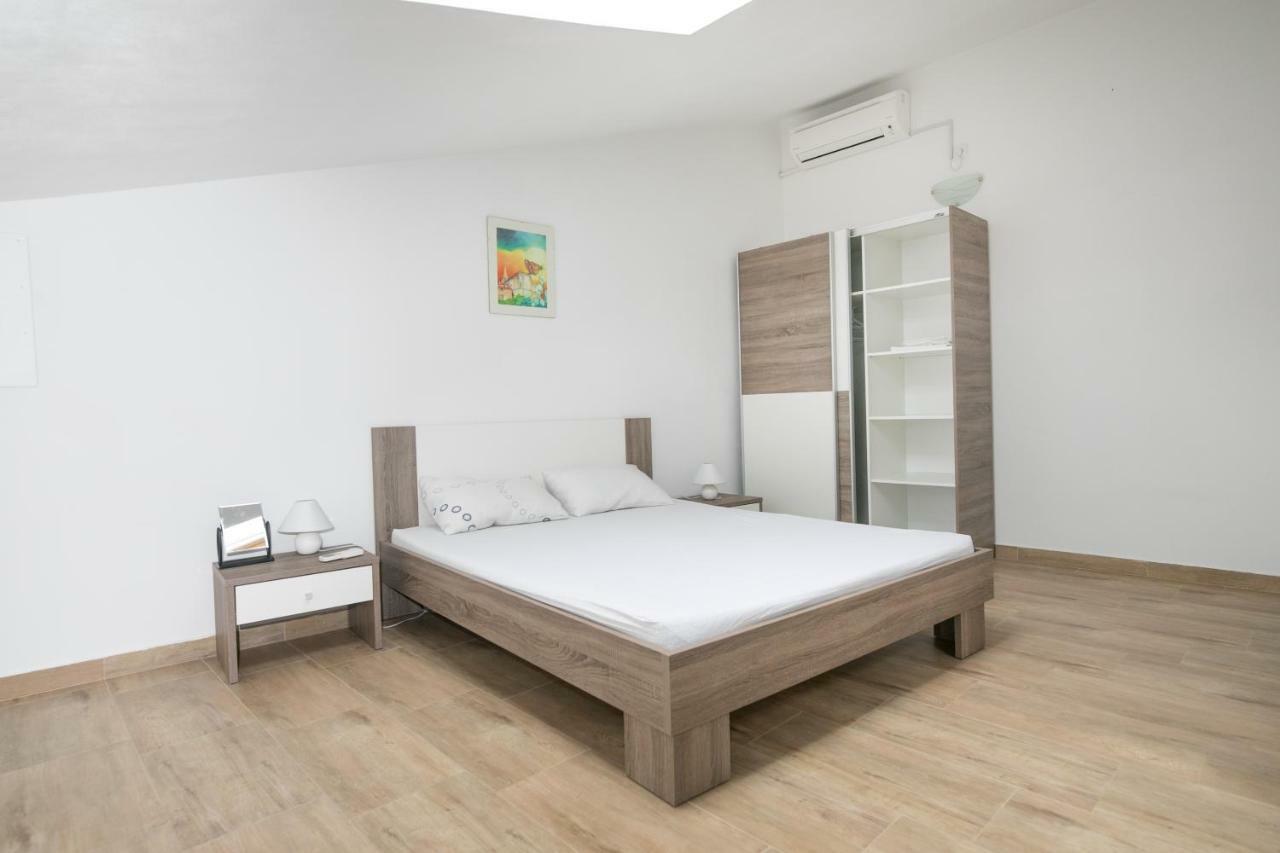 Apartment Elena 巴莱 外观 照片