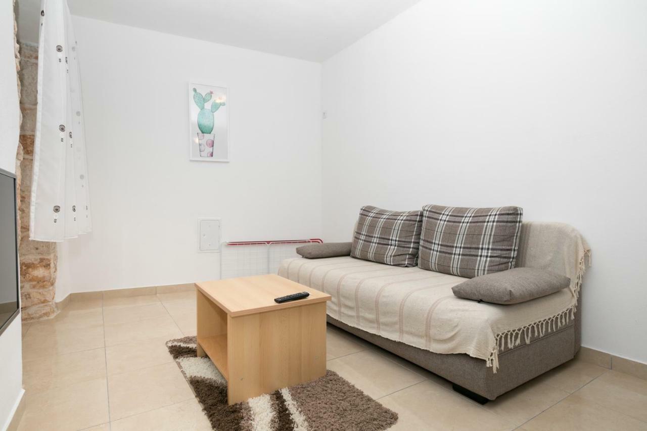 Apartment Elena 巴莱 外观 照片
