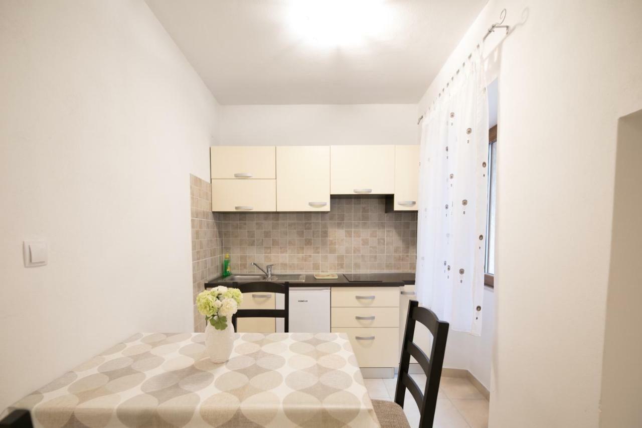 Apartment Elena 巴莱 外观 照片