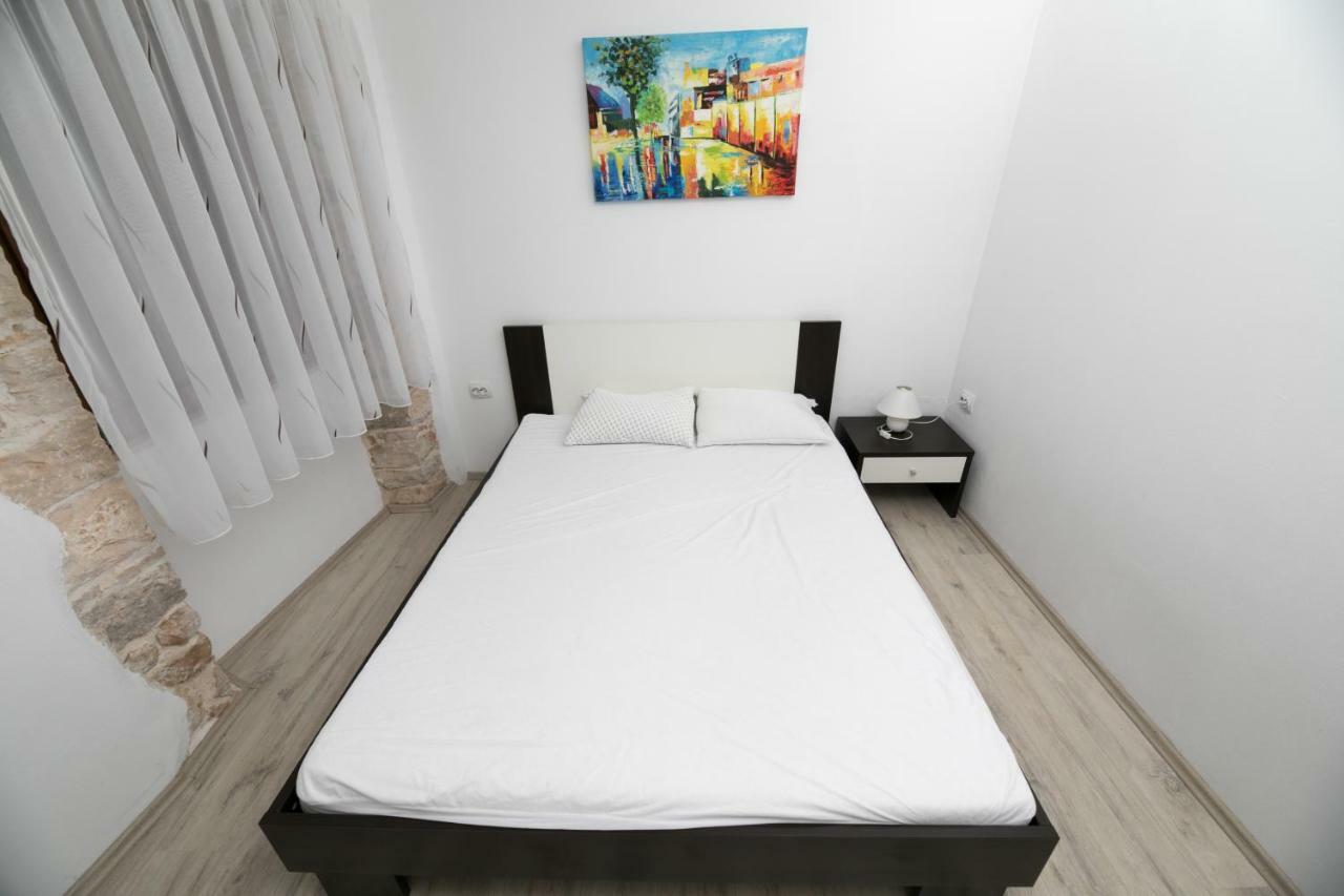 Apartment Elena 巴莱 外观 照片